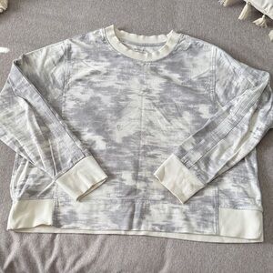 Athleta Farallon Gray and Cream  Sweatshirt XL 1X